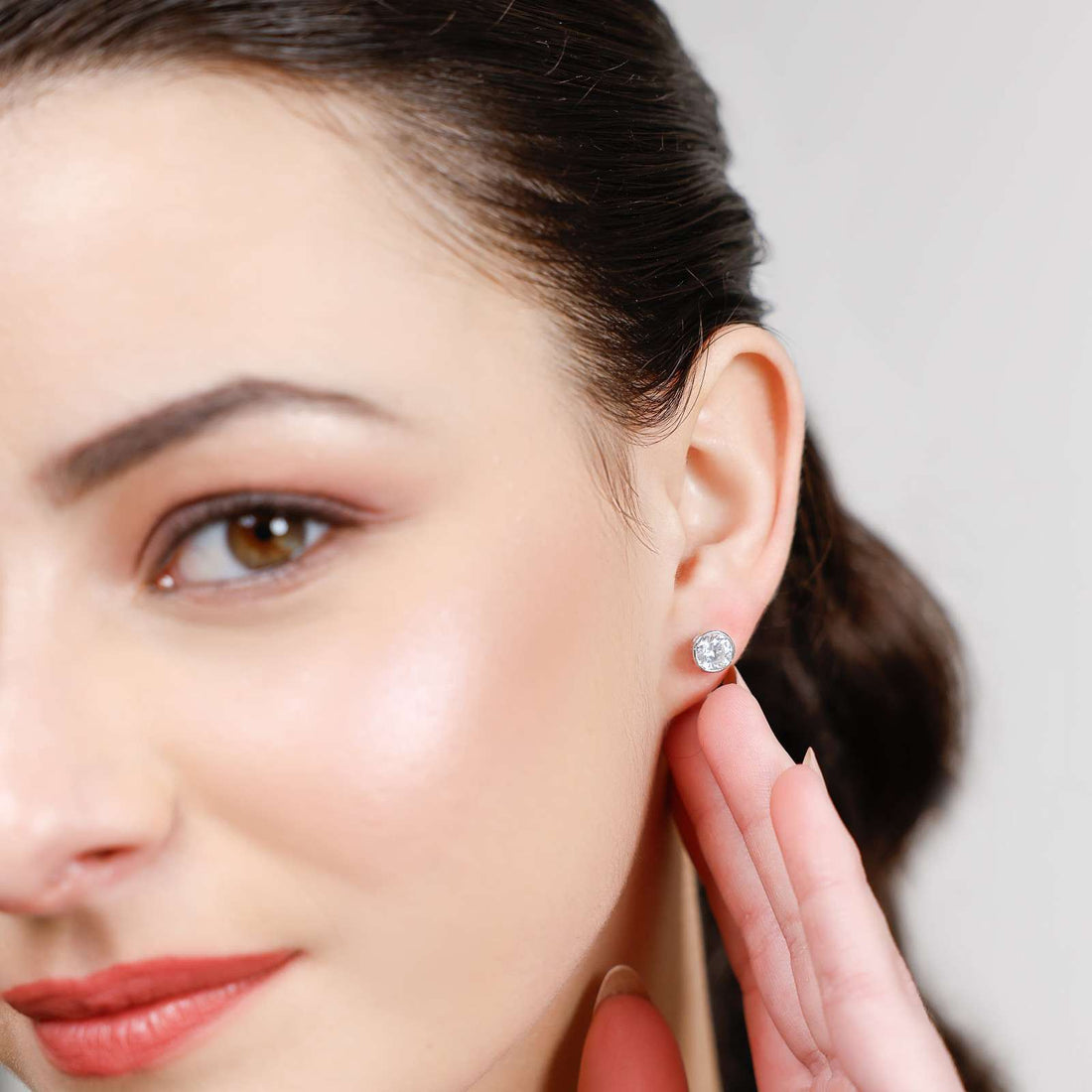 Classic Round Studs