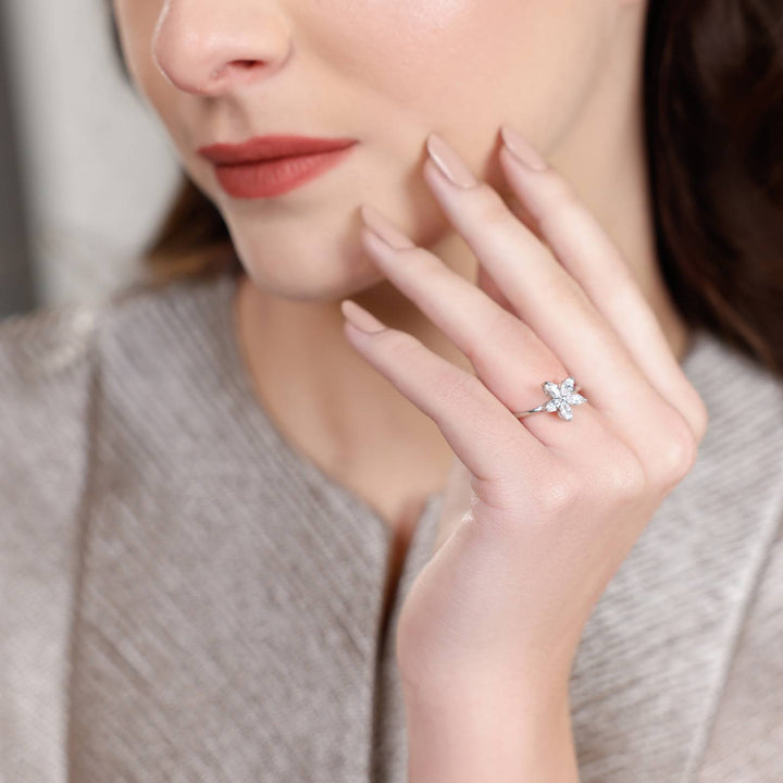 Starpetal Ring