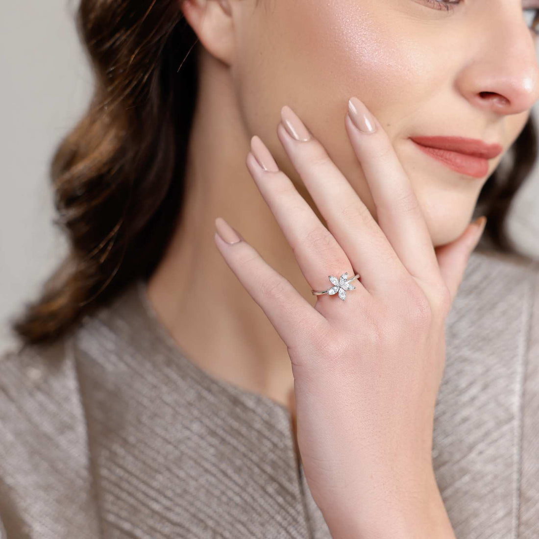 Starpetal Ring
