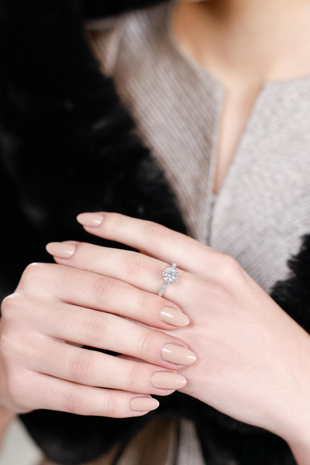 Silver Solitaire Spark