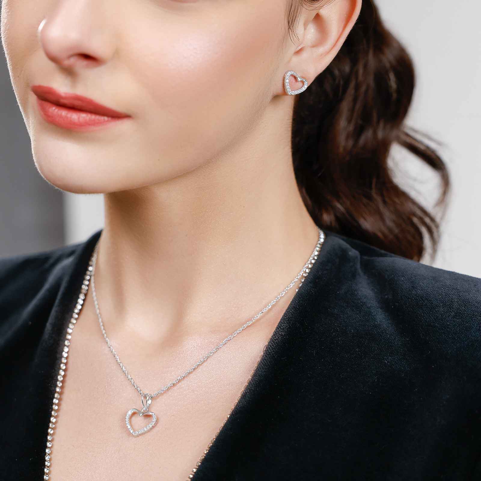 Whispers Of Love Set