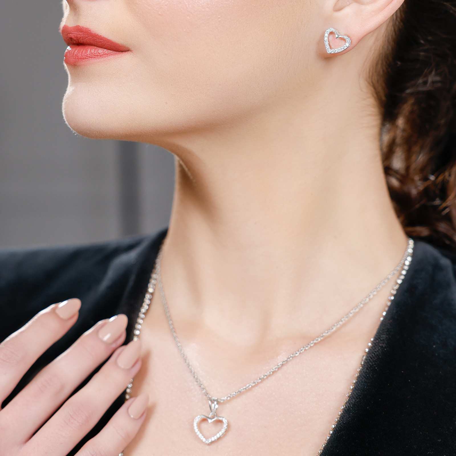 Whispers Of Love Set