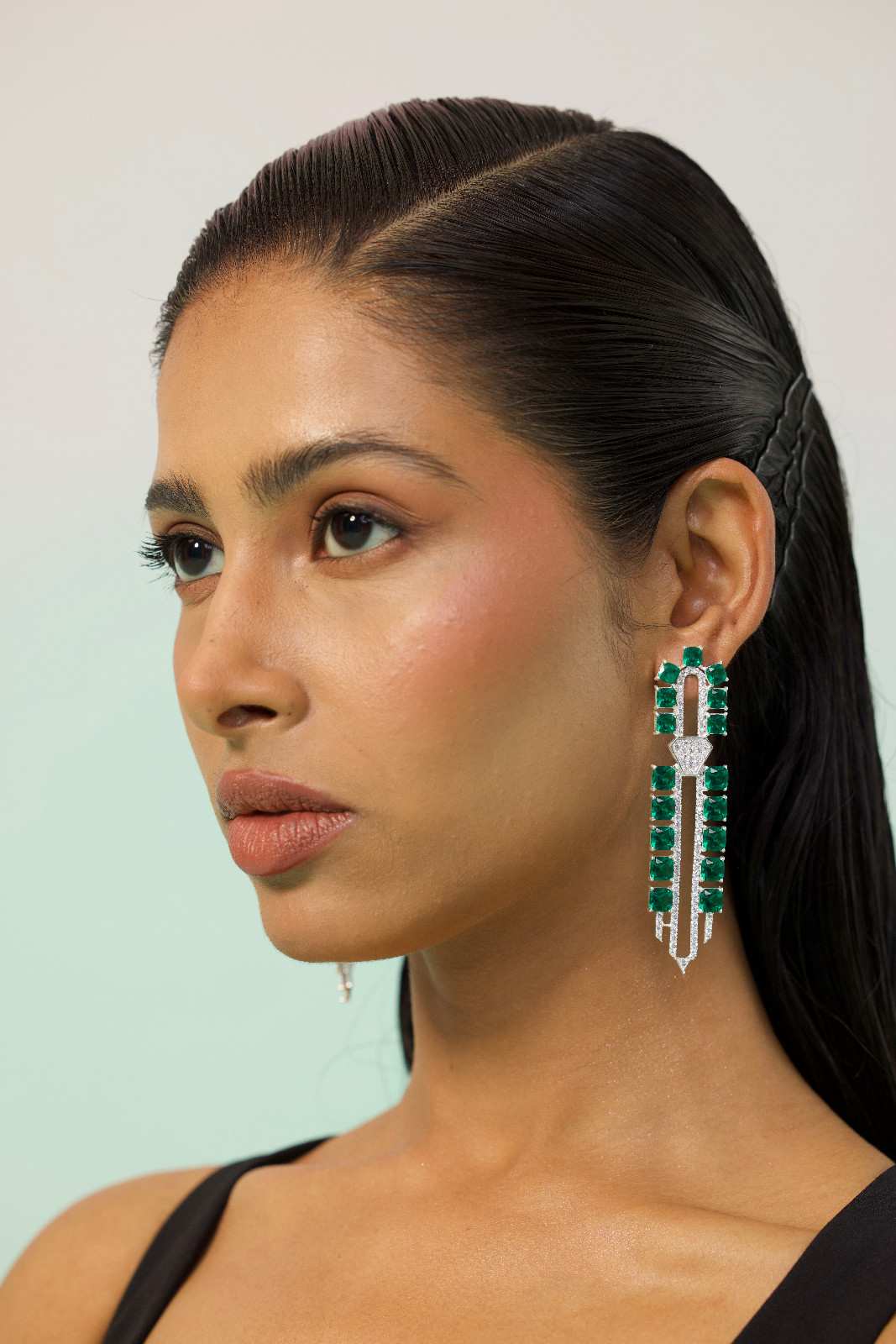 Jet Set Emerald Earring