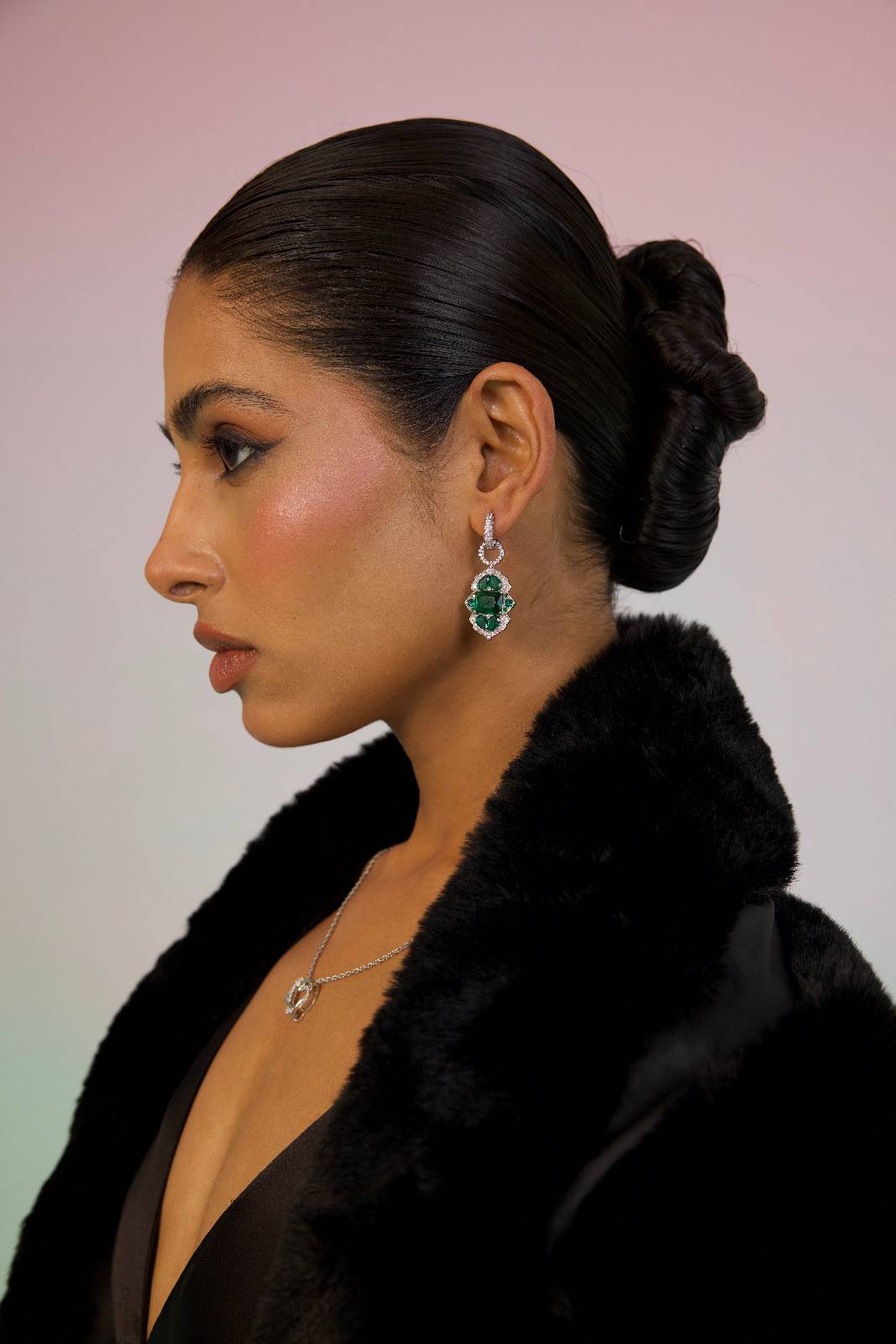 Queen's Heirloom Earring