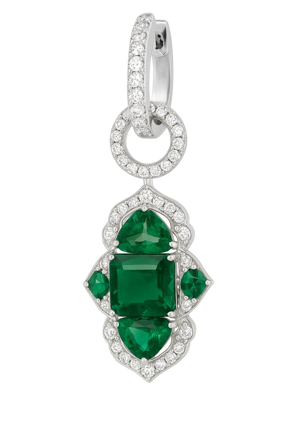 Queen's Heirloom Earring