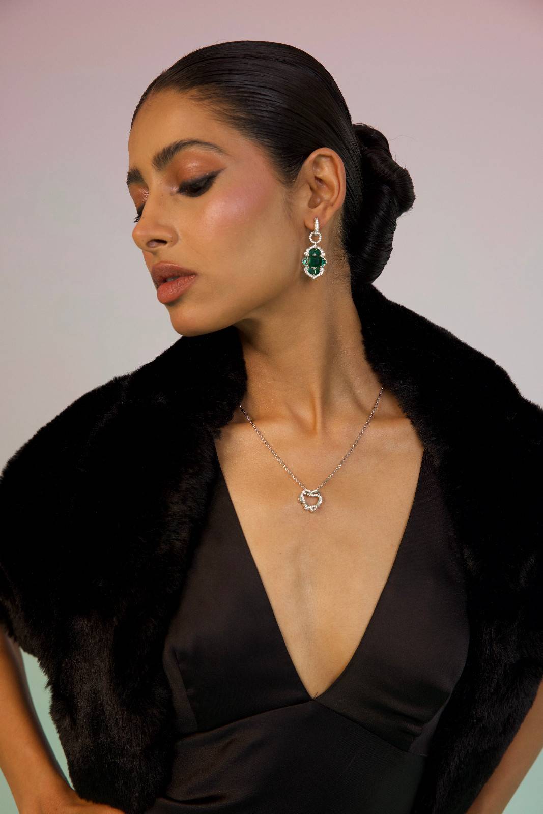 Queen's Heirloom Earring